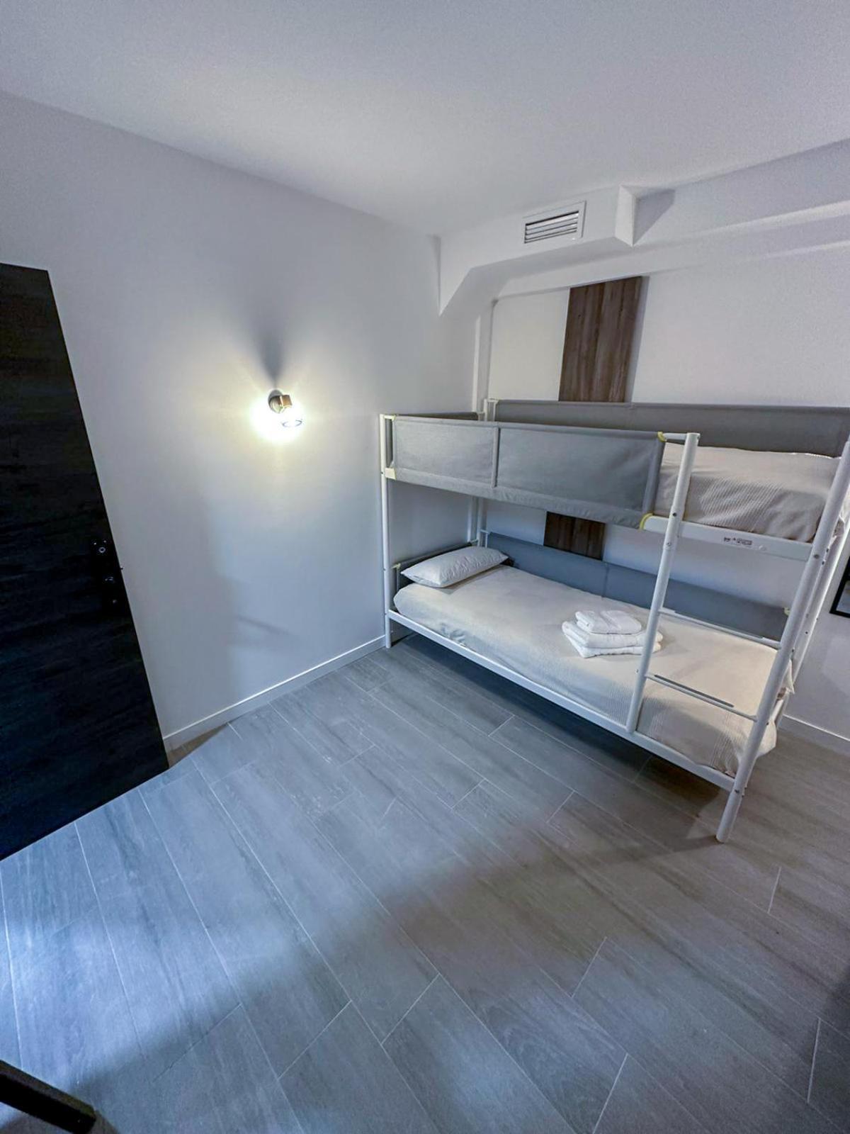 Zur Boutique Hostel ฟูเอนฮิโรลา ภายนอก รูปภาพ