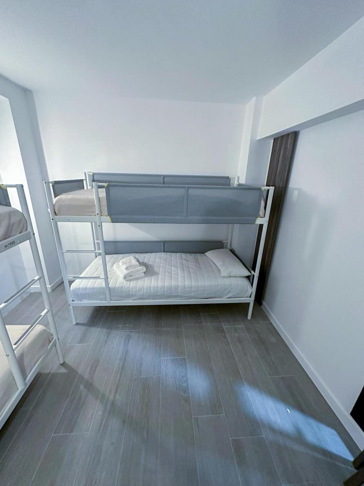 Zur Boutique Hostel ฟูเอนฮิโรลา ภายนอก รูปภาพ
