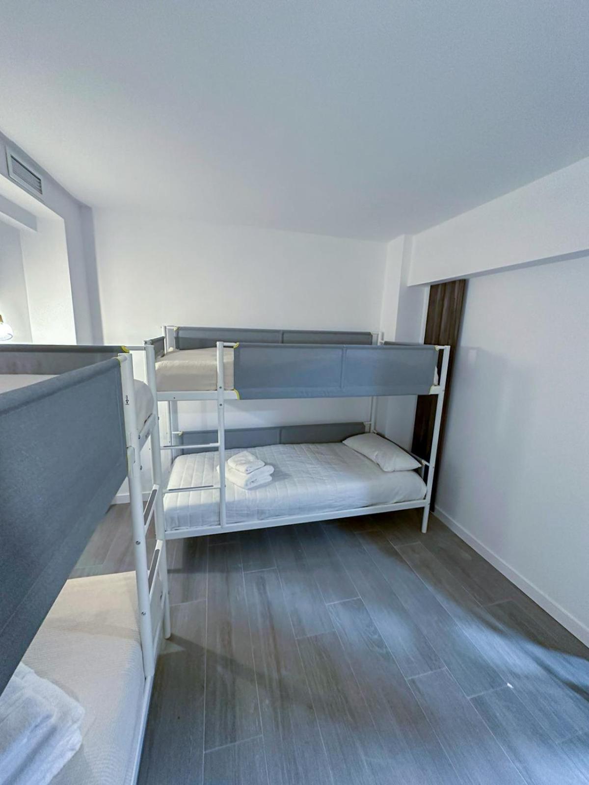 Zur Boutique Hostel ฟูเอนฮิโรลา ภายนอก รูปภาพ