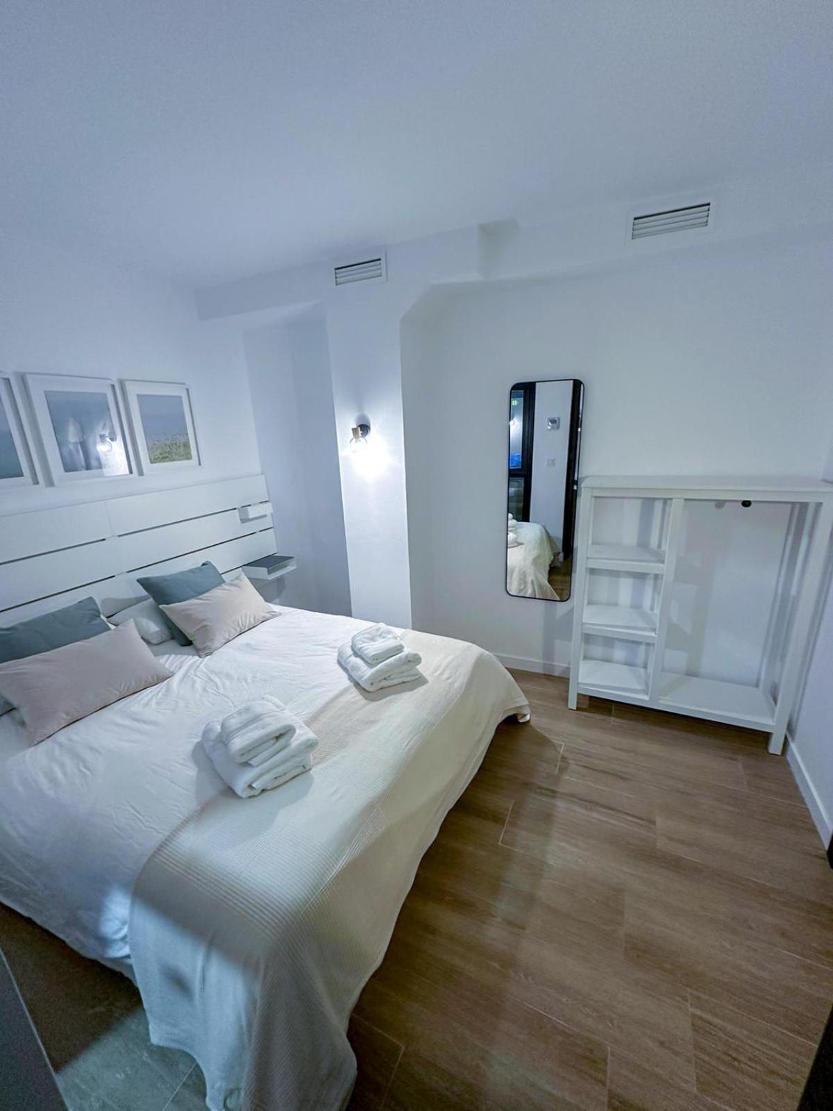 Zur Boutique Hostel ฟูเอนฮิโรลา ภายนอก รูปภาพ