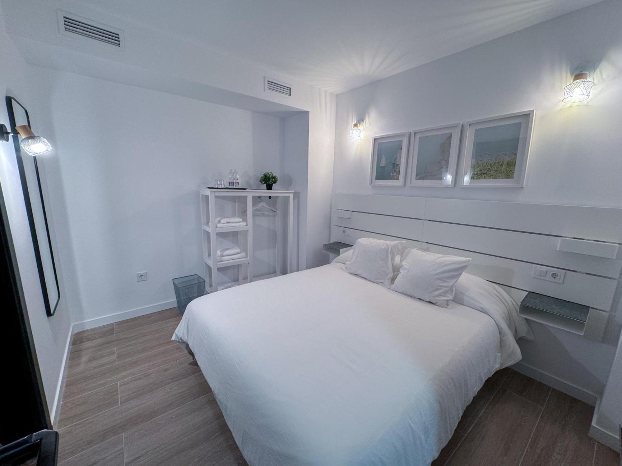 Zur Boutique Hostel ฟูเอนฮิโรลา ภายนอก รูปภาพ