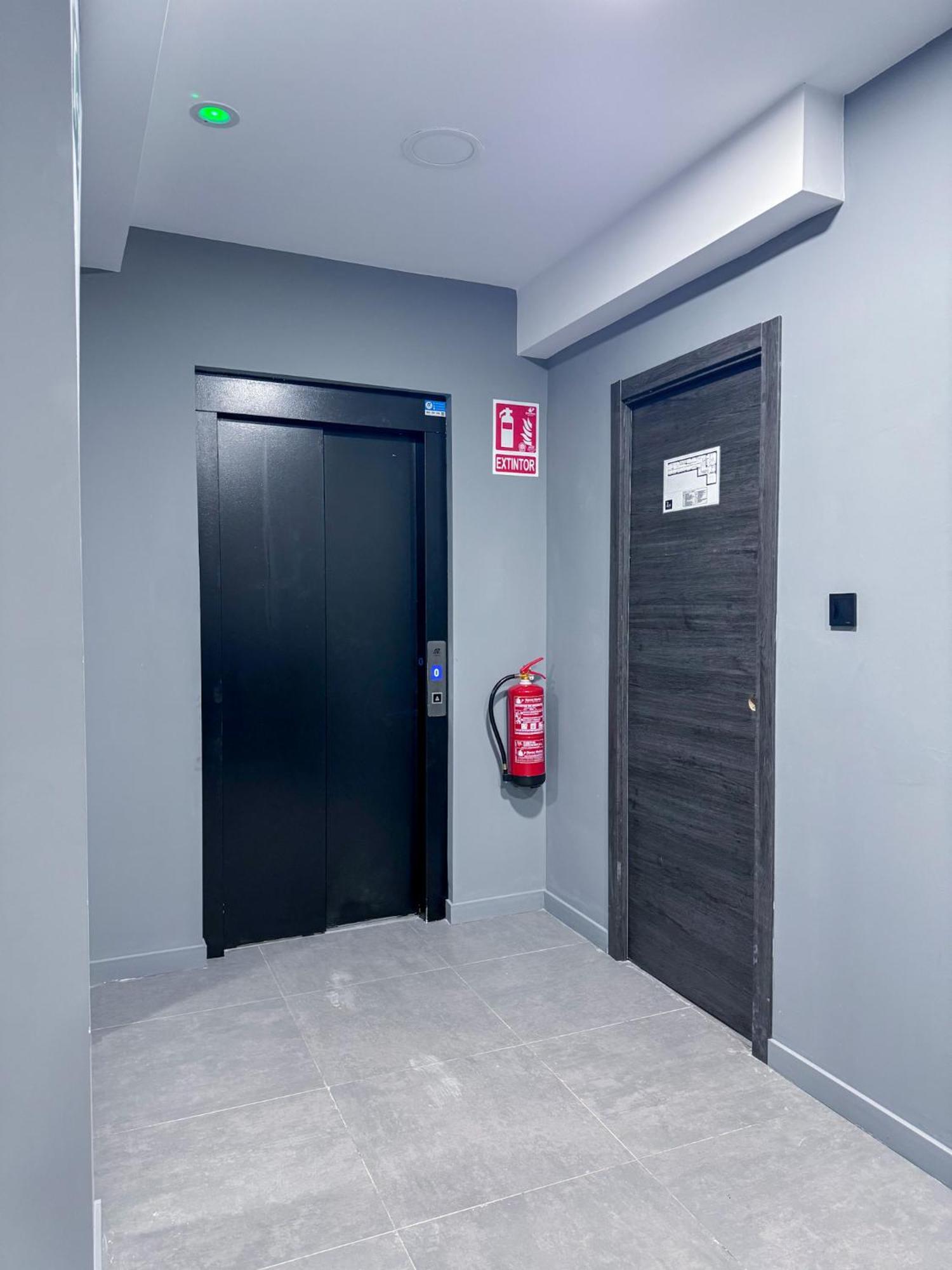 Zur Boutique Hostel ฟูเอนฮิโรลา ภายนอก รูปภาพ